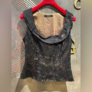 Vera Mont Black Lace Blouse with Ruffle Collar size 6